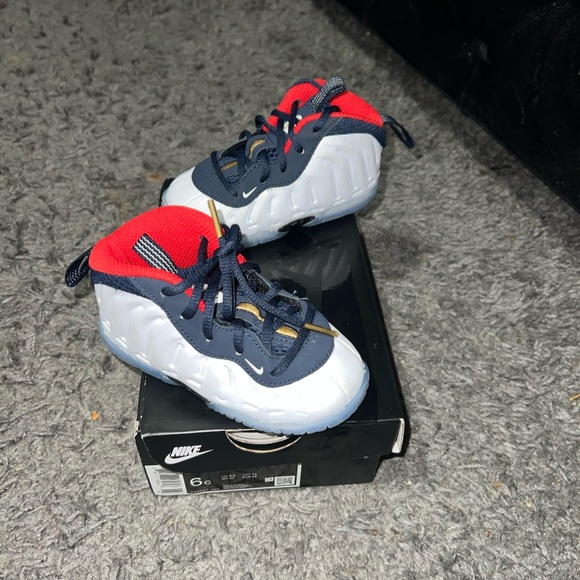 Nike Foamposite - Picture 3 of 3